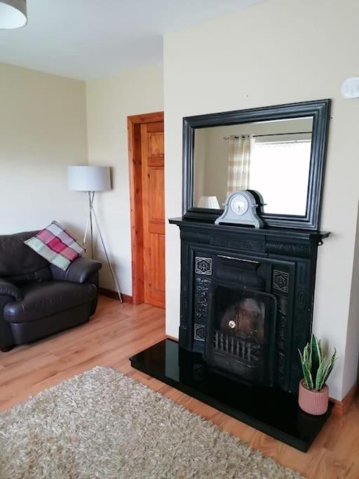 Rossole Cottage إيننيسكيلن المظهر الخارجي الصورة