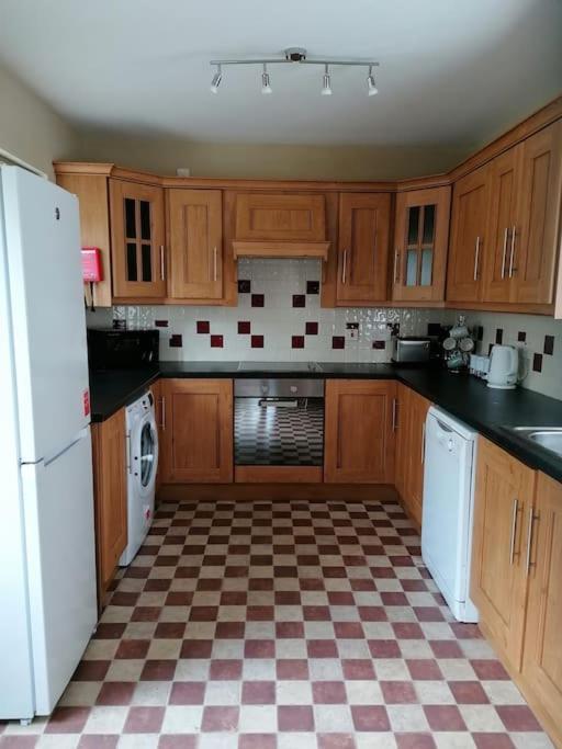 Rossole Cottage إيننيسكيلن المظهر الخارجي الصورة
